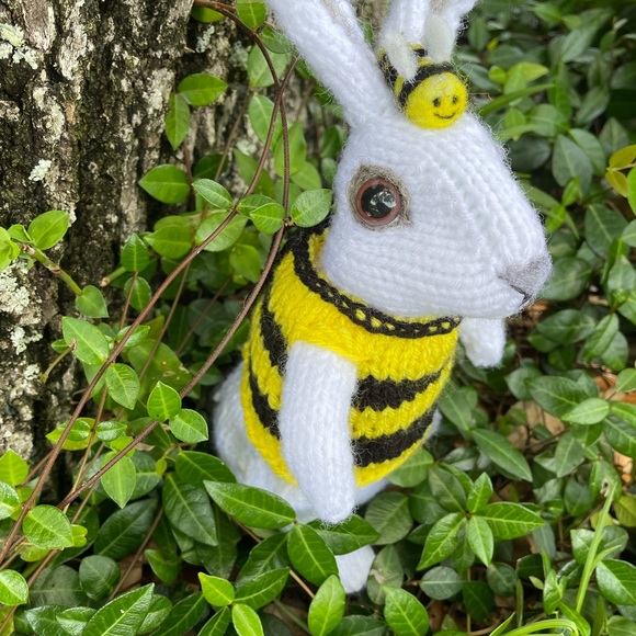 Hand crafted knit and needle felted honey bee bunny artisan one of a kind - Picture 11 of 14